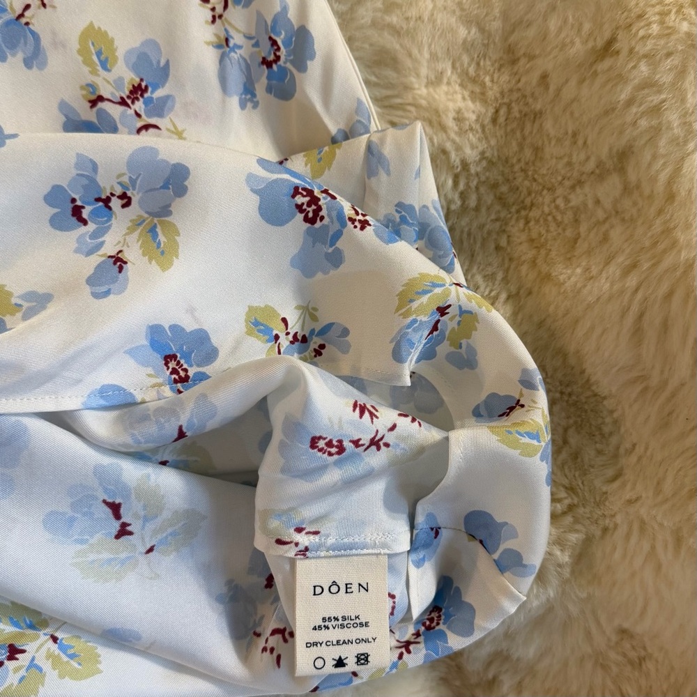 DOEN SANDIA DRESS IN BLEU FROLICKING FLORAL, brand new, never worn, No flaws. - Picture 4 of 10